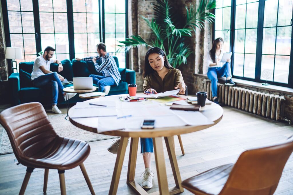 Reimagine Your Workday: The Perks of Coworking